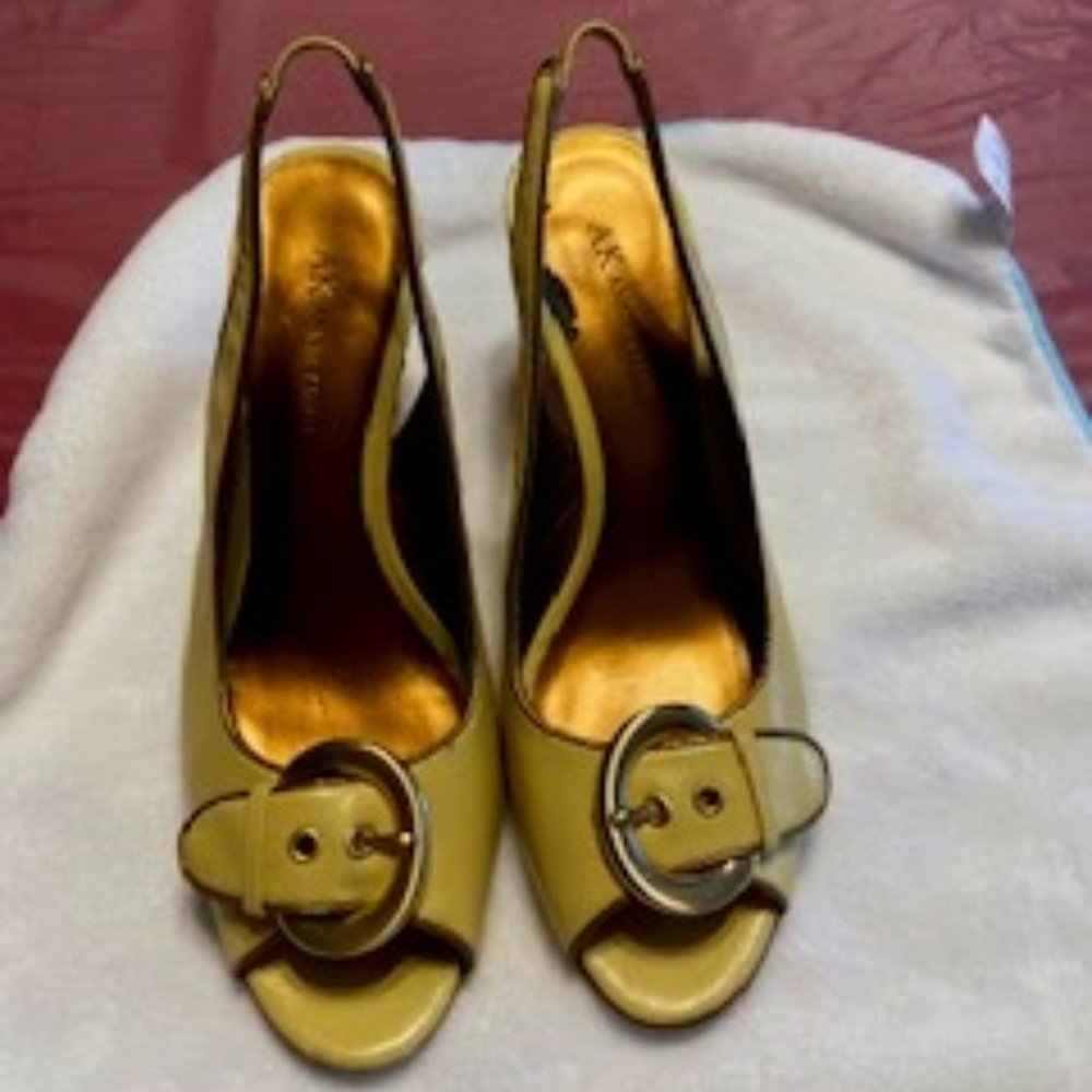 Anne Klein Vintage, Mistral Wedge Slingback Wicker Sandal with Buckle, Size 8